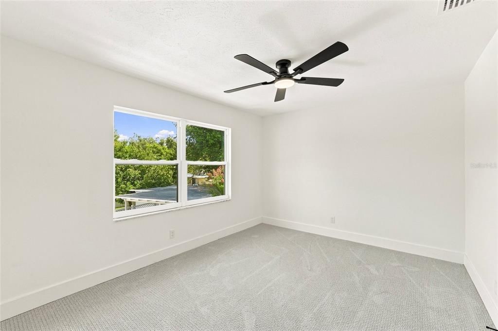 Active With Contract: $799,999 (4 beds, 3 baths, 2675 Square Feet)