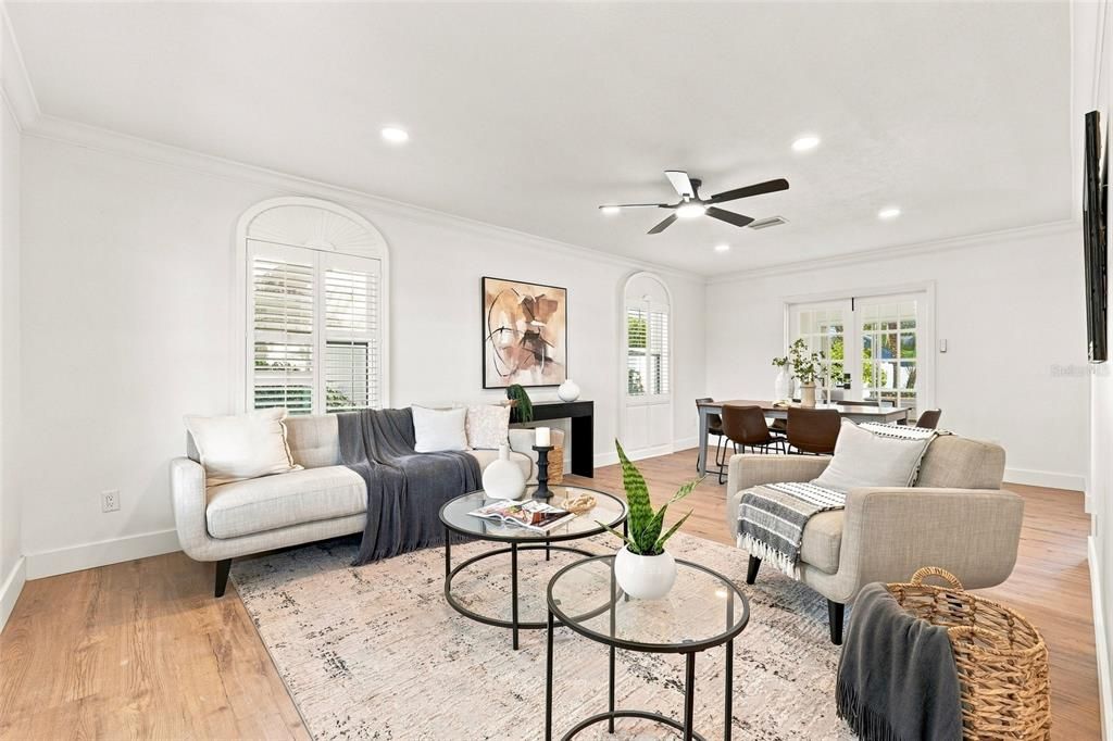 Active With Contract: $799,999 (4 beds, 3 baths, 2675 Square Feet)