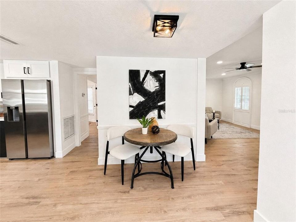 Active With Contract: $799,999 (4 beds, 3 baths, 2675 Square Feet)