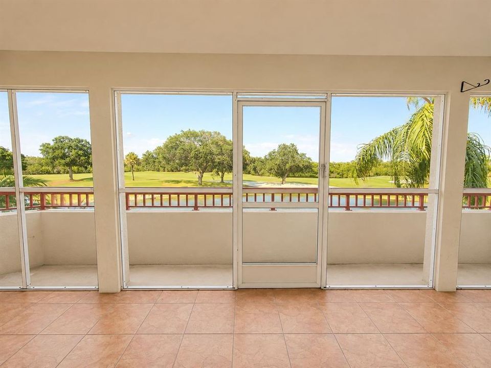 For Sale: $199,900 (2 beds, 2 baths, 1085 Square Feet)