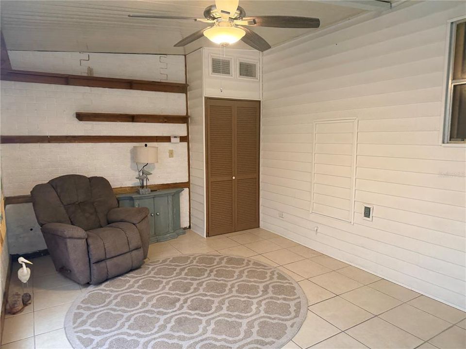 Activo con contrato: $219,000 (2 camas, 2 baños, 1080 Pies cuadrados)