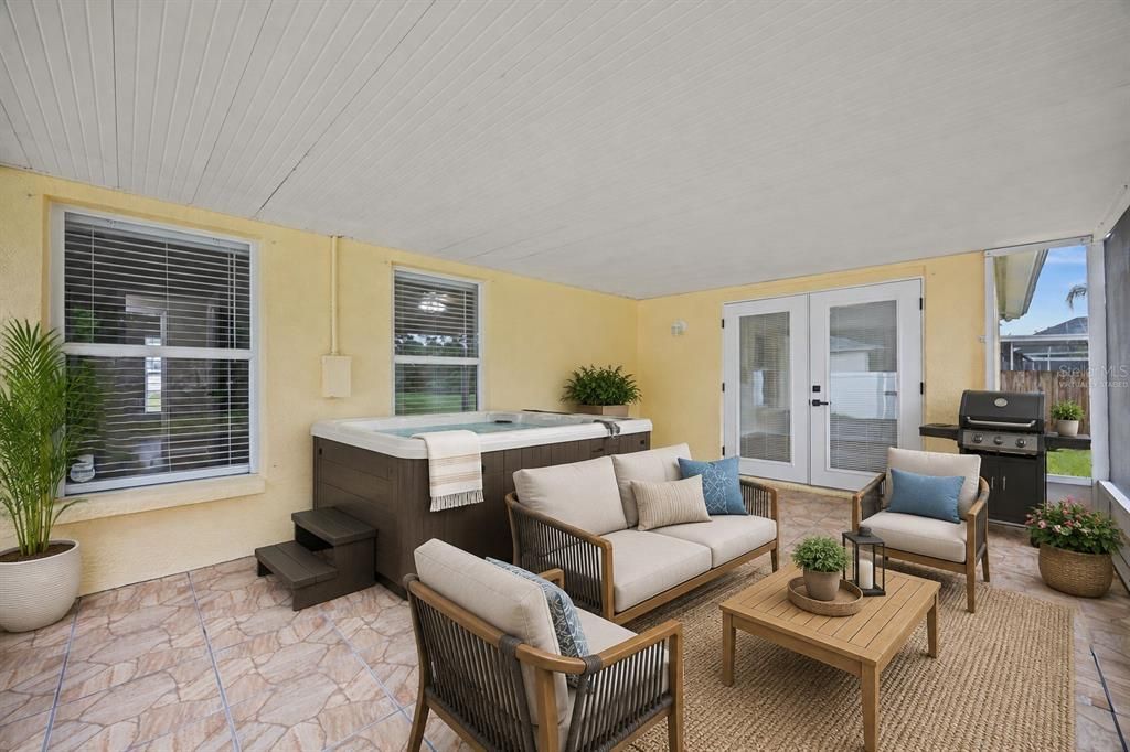 For Sale: $365,000 (3 beds, 2 baths, 1552 Square Feet)
