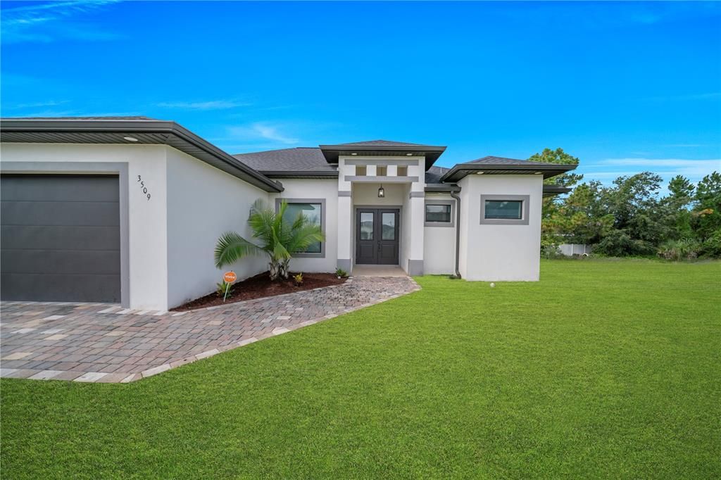 For Sale: $359,900 (3 beds, 2 baths, 1698 Square Feet)