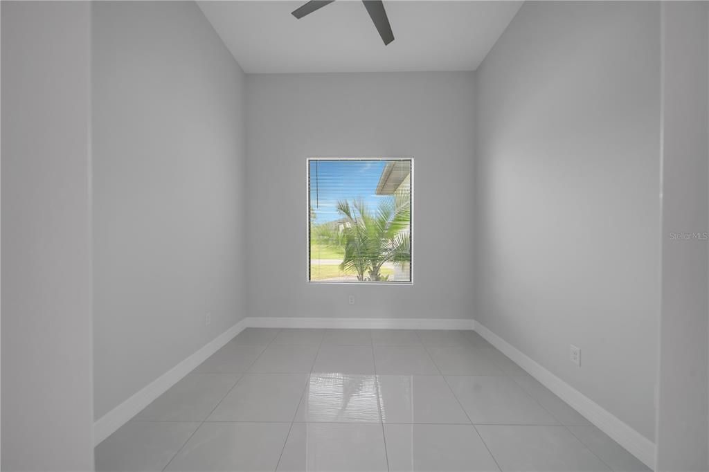 For Sale: $359,900 (3 beds, 2 baths, 1698 Square Feet)