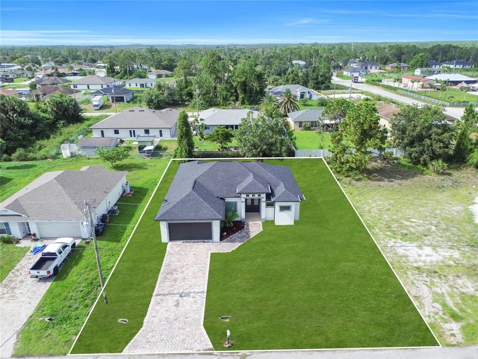 For Sale: $359,900 (3 beds, 2 baths, 1698 Square Feet)