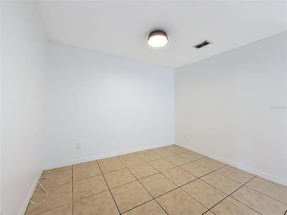 For Rent: $2,400 (3 beds, 2 baths, 1889 Square Feet)