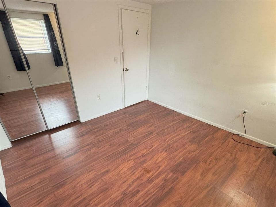 For Rent: $1,395 (2 beds, 1 baths, 980 Square Feet)