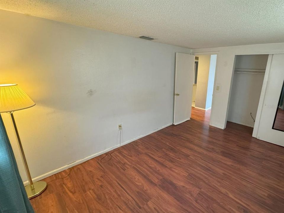 For Rent: $1,395 (2 beds, 1 baths, 980 Square Feet)