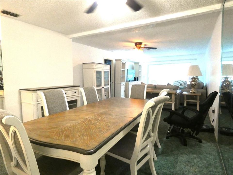 For Sale: $130,000 (2 beds, 2 baths, 1210 Square Feet)