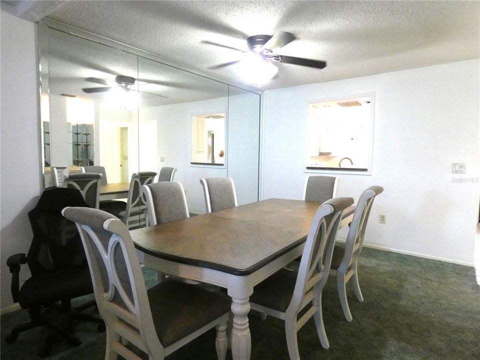 For Sale: $130,000 (2 beds, 2 baths, 1210 Square Feet)