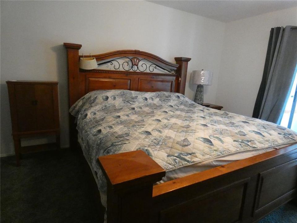 For Sale: $130,000 (2 beds, 2 baths, 1210 Square Feet)