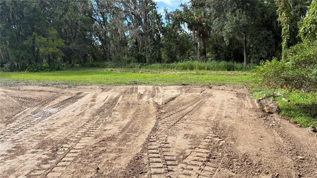 En Venta: $135,000 (3.59 acres)