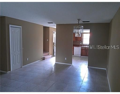 For Rent: $1,900 (3 beds, 2 baths, 1149 Square Feet)