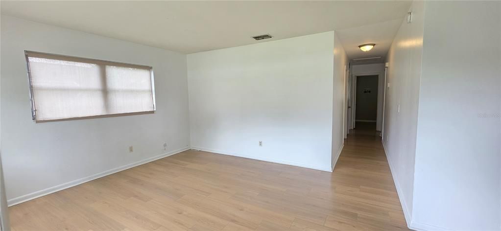 For Rent: $2,500 (4 beds, 2 baths, 1490 Square Feet)