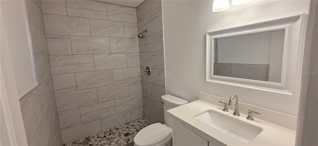 For Rent: $2,500 (4 beds, 2 baths, 1490 Square Feet)