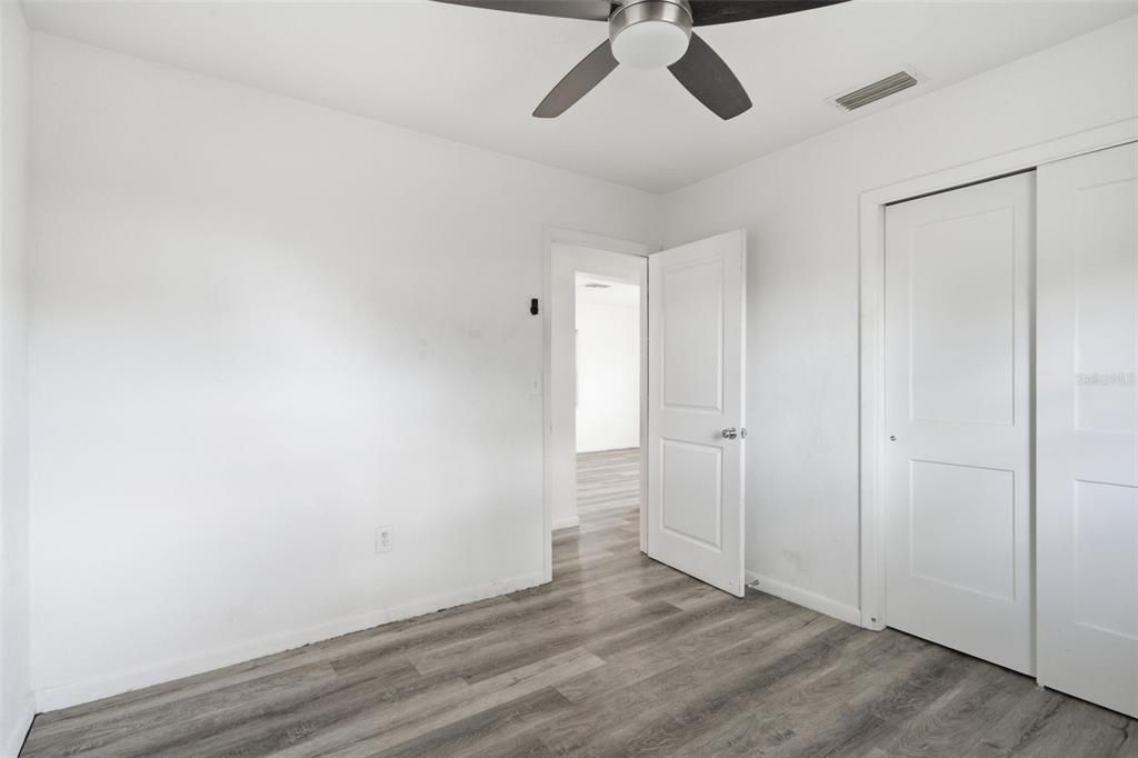 En Venta: $375,000 (4 camas, 2 baños, 1845 Pies cuadrados)