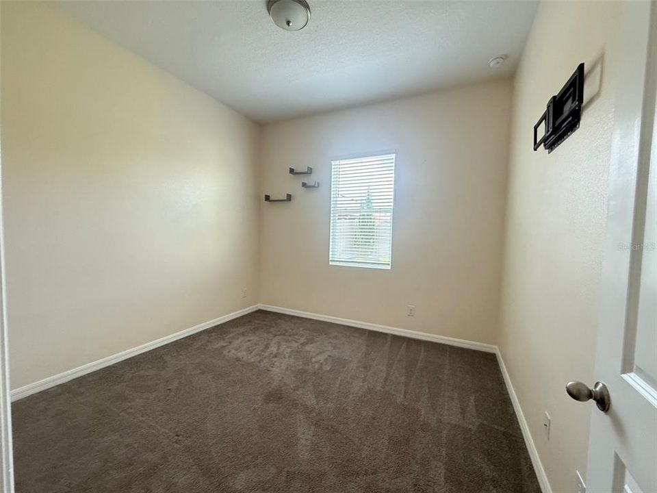 For Rent: $2,300 (3 beds, 2 baths, 2244 Square Feet)