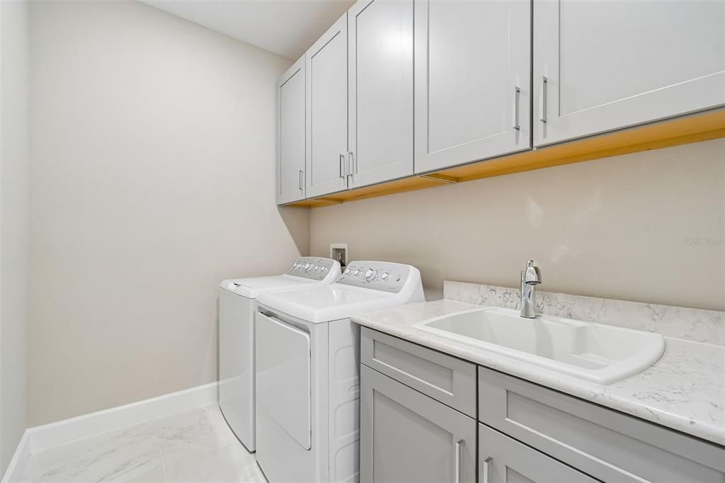 En Venta: $435,000 (2 camas, 2 baños, 1694 Pies cuadrados)