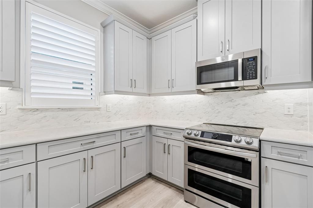 En Venta: $435,000 (2 camas, 2 baños, 1694 Pies cuadrados)