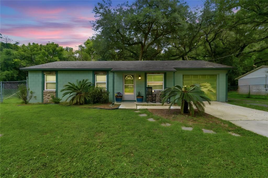 Activo con contrato: $249,900 (3 camas, 1 baños, 1026 Pies cuadrados)
