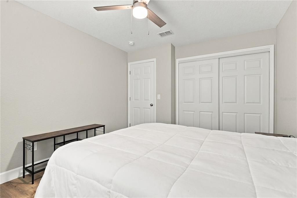 Activo con contrato: $249,900 (3 camas, 1 baños, 1026 Pies cuadrados)