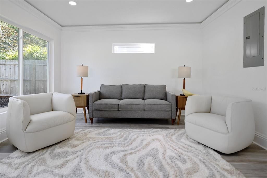 Active With Contract: $3,200 (3 beds, 2 baths, 1502 Square Feet)