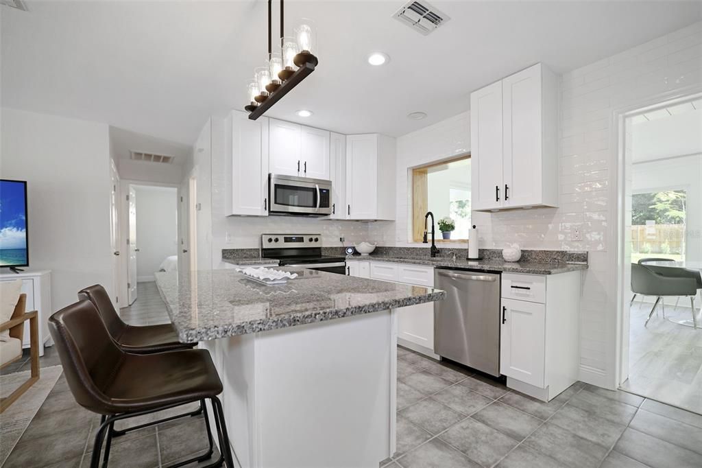 Active With Contract: $3,200 (3 beds, 2 baths, 1502 Square Feet)