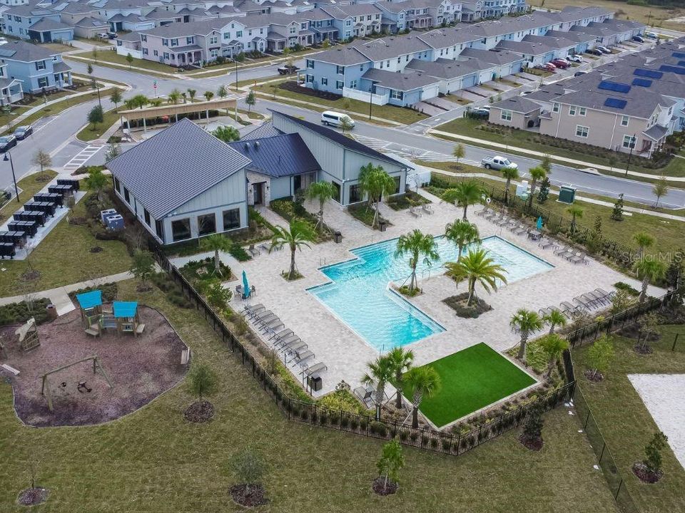 На продажу: $417,900 (3 спален, 2 ванн, 1717 Квадратных фут)