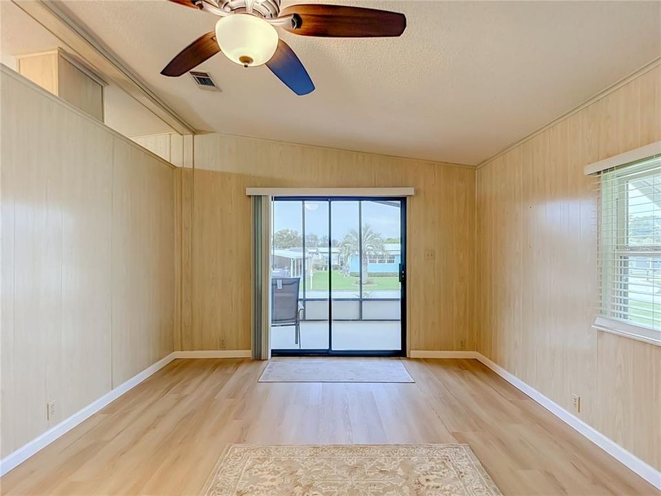 En Venta: $165,000 (2 camas, 2 baños, 989 Pies cuadrados)