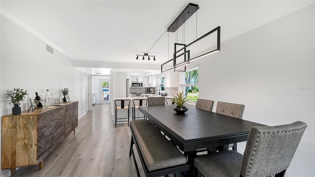 For Rent: $6,000 (2 beds, 2 baths, 1367 Square Feet)