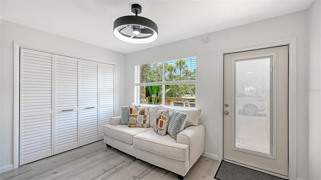 For Rent: $6,000 (2 beds, 2 baths, 1367 Square Feet)