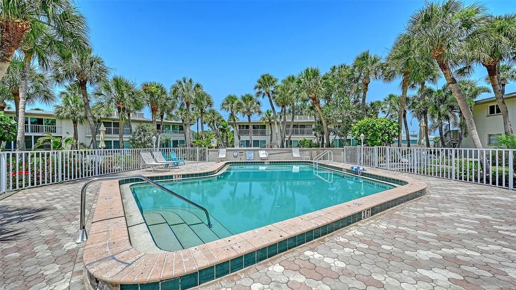 For Rent: $6,000 (2 beds, 2 baths, 1367 Square Feet)