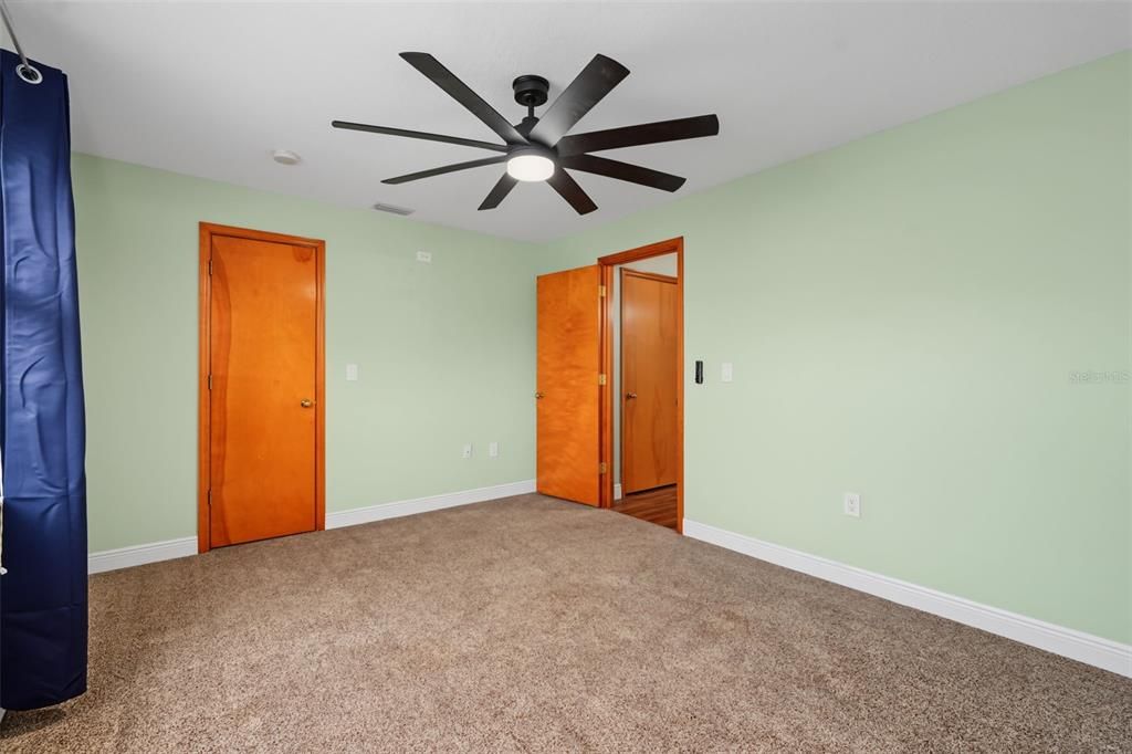 For Sale: $455,000 (3 beds, 2 baths, 1874 Square Feet)