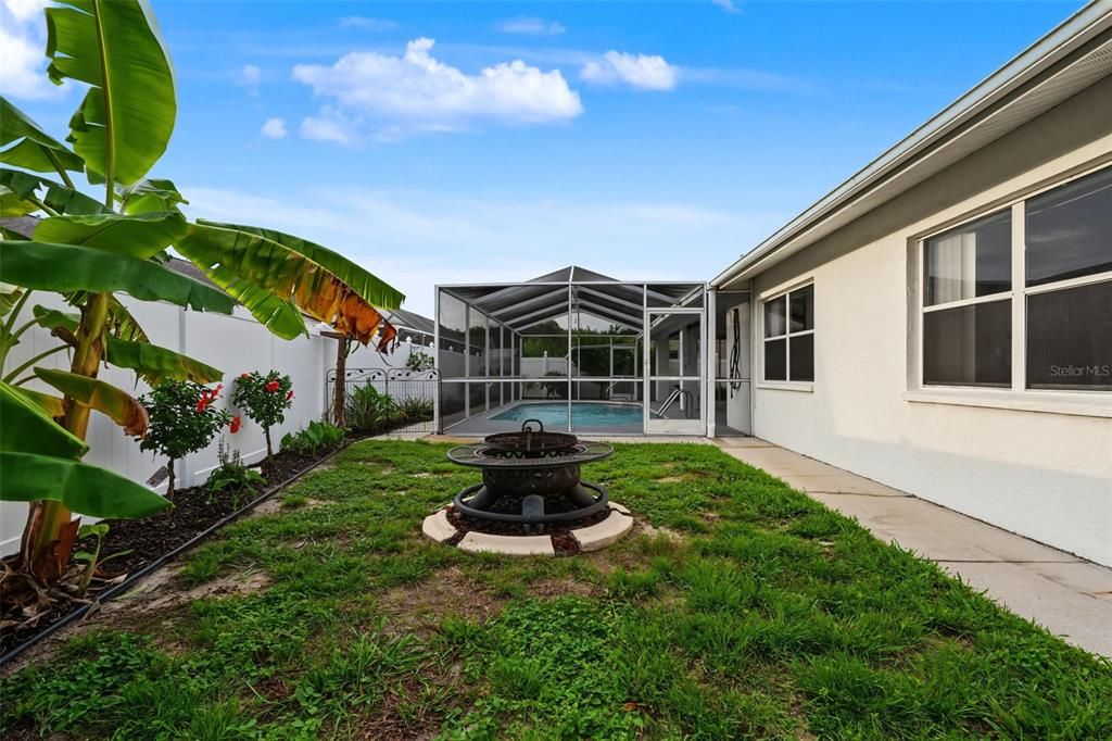 For Sale: $455,000 (3 beds, 2 baths, 1874 Square Feet)