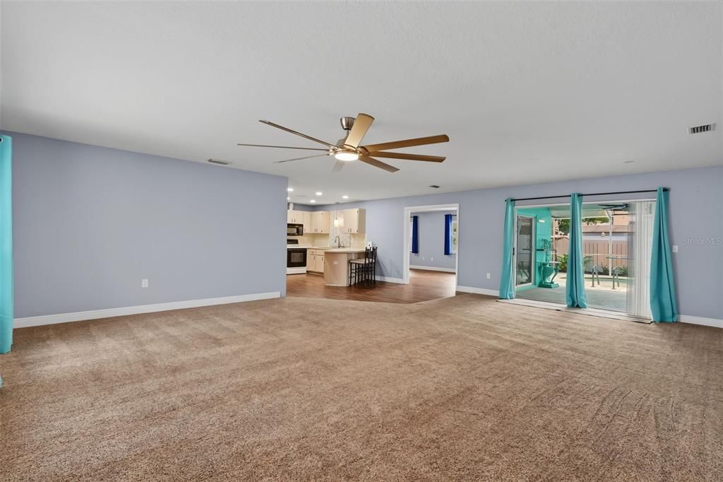 For Sale: $455,000 (3 beds, 2 baths, 1874 Square Feet)