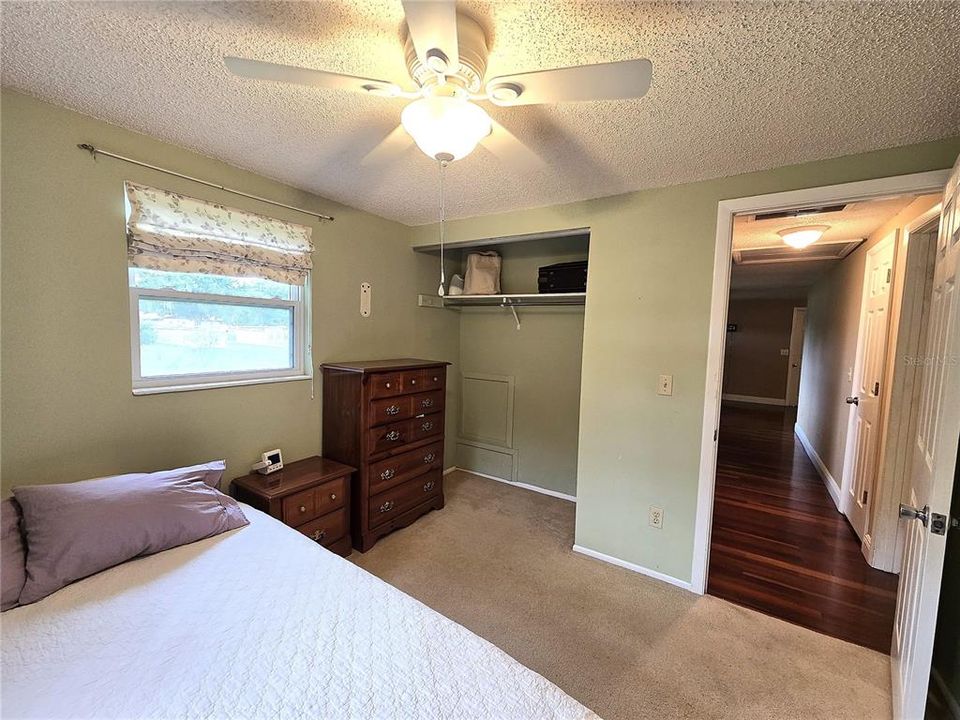 For Sale: $335,000 (3 beds, 2 baths, 1246 Square Feet)