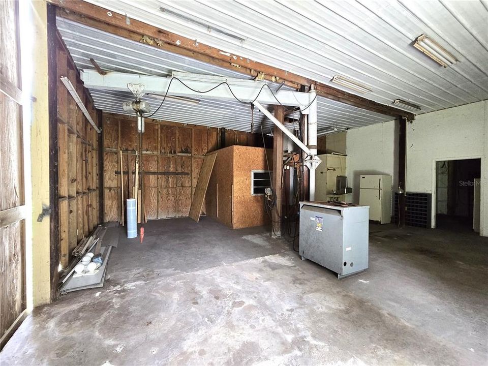 For Sale: $335,000 (3 beds, 2 baths, 1246 Square Feet)