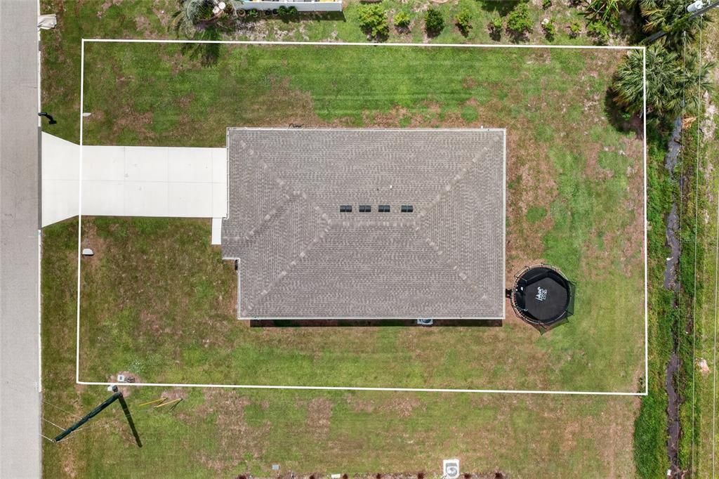 For Sale: $269,000 (4 beds, 2 baths, 1655 Square Feet)