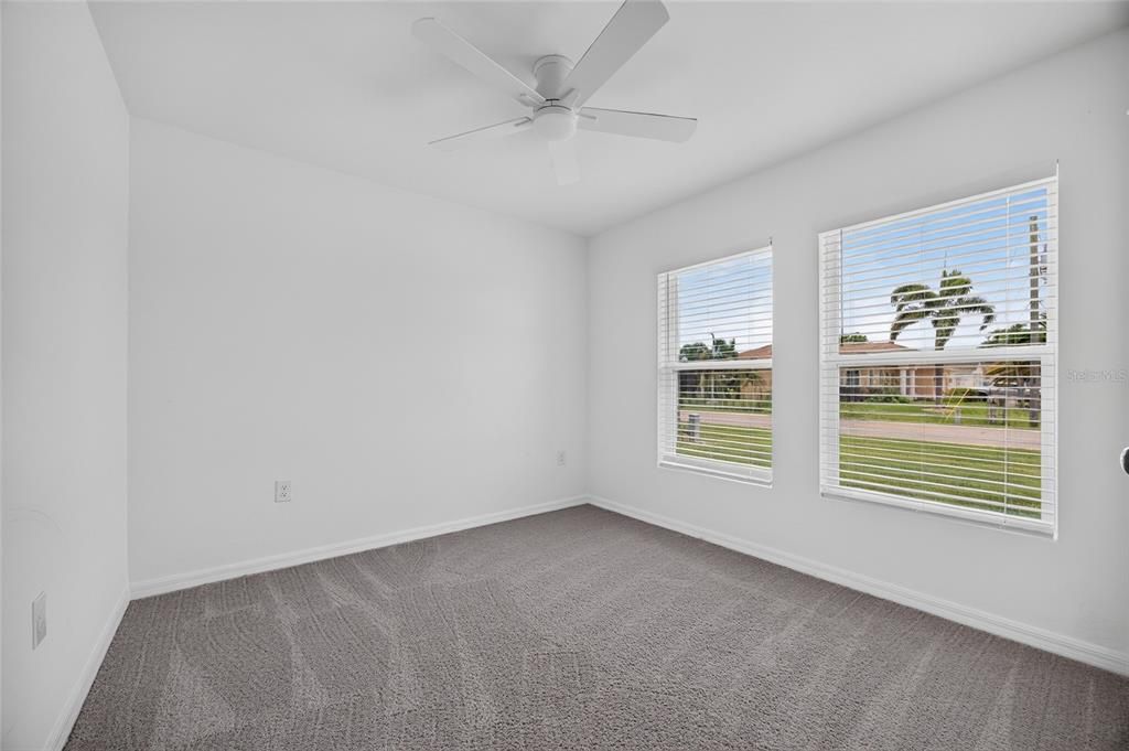 For Sale: $269,000 (4 beds, 2 baths, 1655 Square Feet)