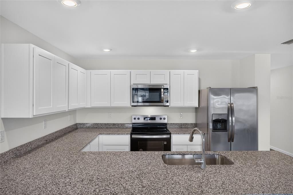 For Sale: $269,000 (4 beds, 2 baths, 1655 Square Feet)