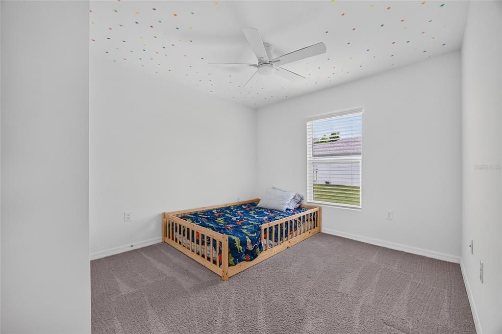 For Sale: $269,000 (4 beds, 2 baths, 1655 Square Feet)