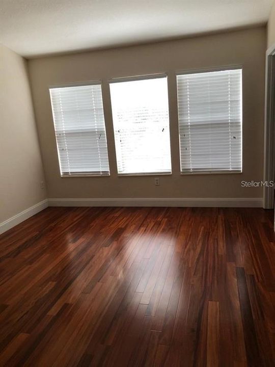 Active With Contract: $2,450 (3 beds, 2 baths, 1682 Square Feet)