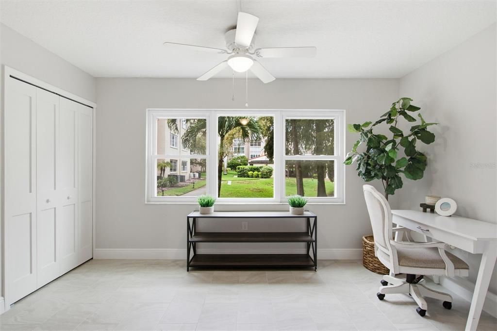 For Sale: $199,900 (2 beds, 2 baths, 1120 Square Feet)