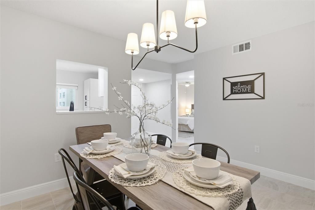 For Sale: $199,900 (2 beds, 2 baths, 1120 Square Feet)