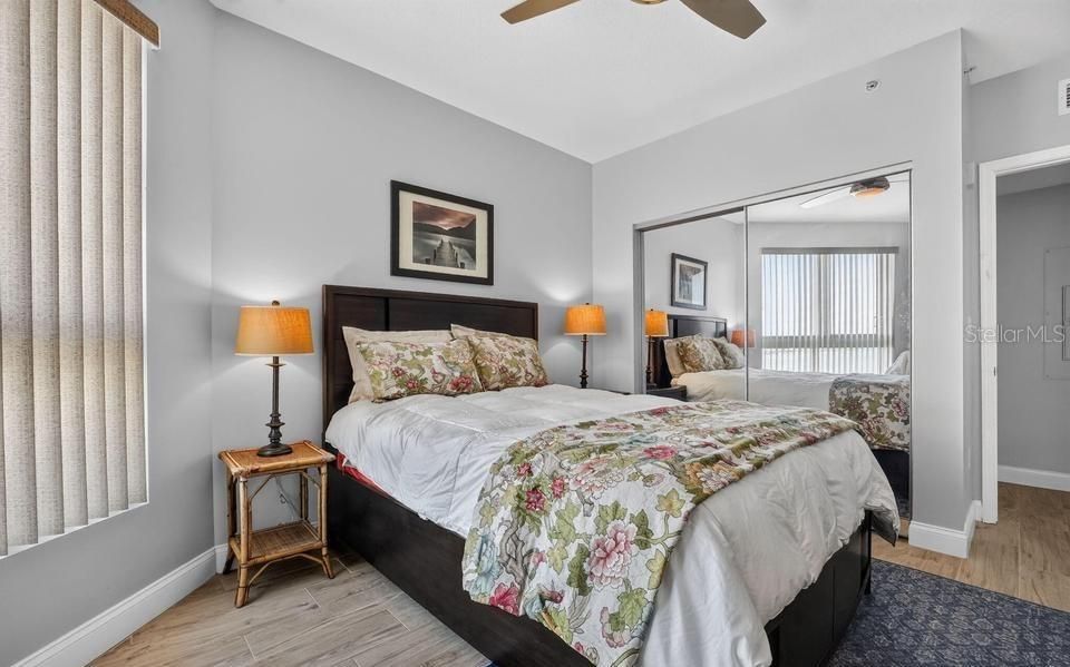 For Sale: $359,900 (2 beds, 2 baths, 1689 Square Feet)