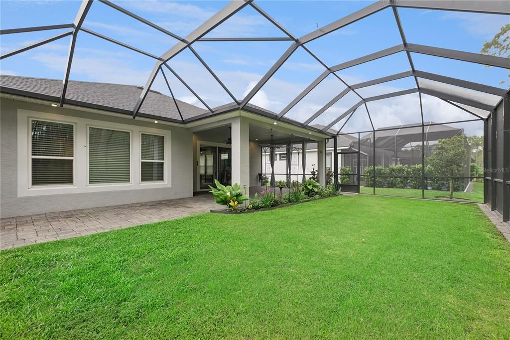 En Venta: $645,900 (3 camas, 2 baños, 2107 Pies cuadrados)