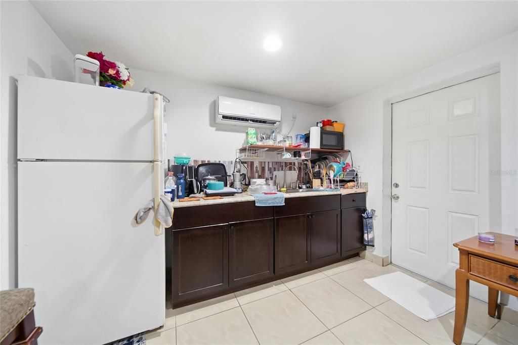 Active With Contract: $449,999 (4 beds, 3 baths, 1580 Square Feet)