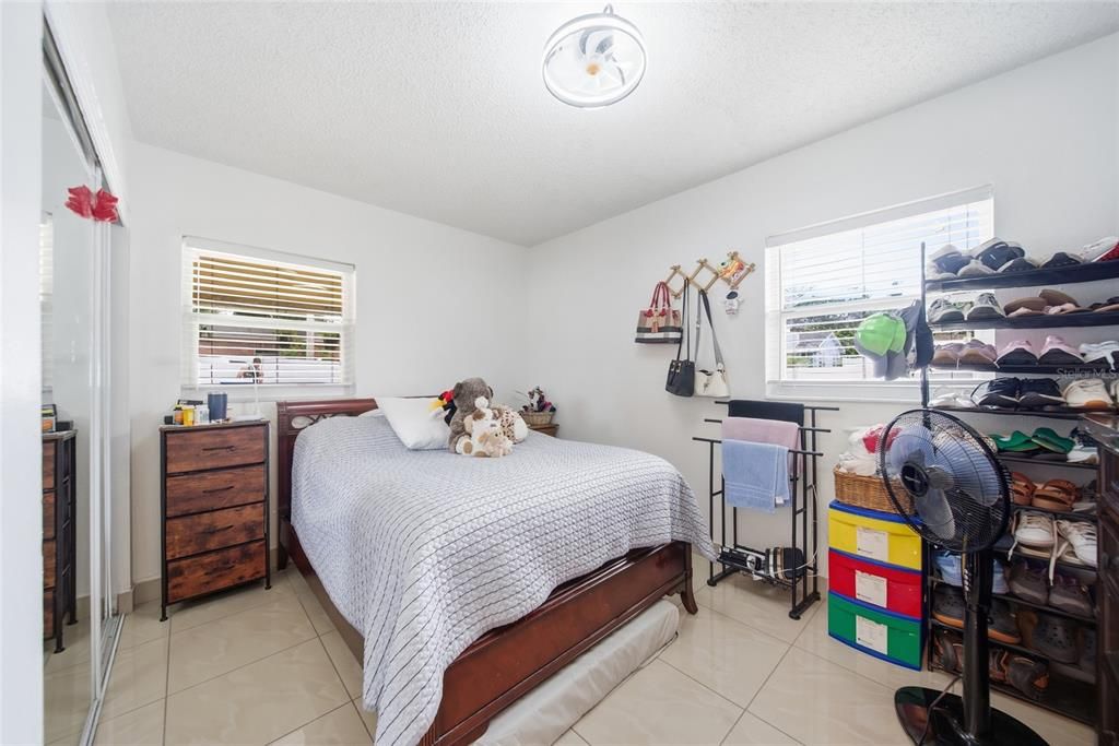 Active With Contract: $449,999 (4 beds, 3 baths, 1580 Square Feet)