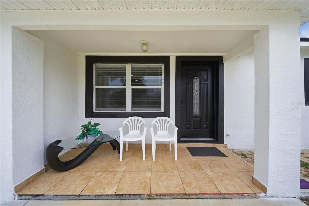 Active With Contract: $449,999 (4 beds, 3 baths, 1580 Square Feet)