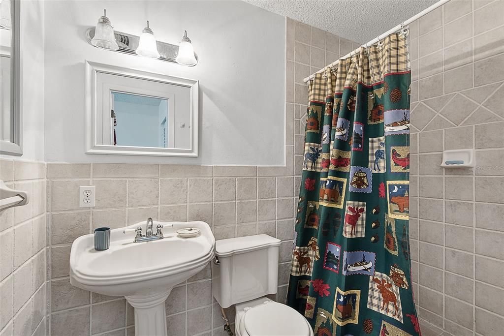 For Sale: $499,900 (3 beds, 3 baths, 1672 Square Feet)